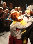 Muñecos bailarines